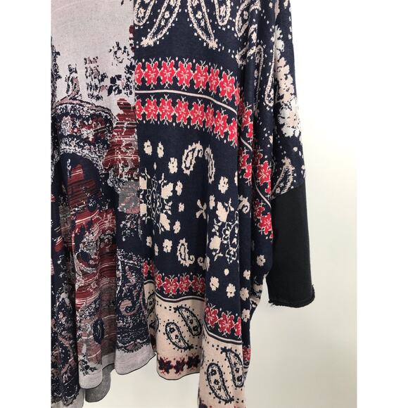 Free People Paisley Oversized Dolman Sleeve Blanket Fringe Sweater Size M/L - Picture 3 of 10